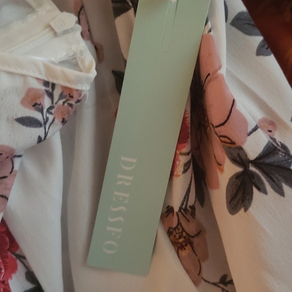 Floral spaghetti strap dress - Picture 6 of 10